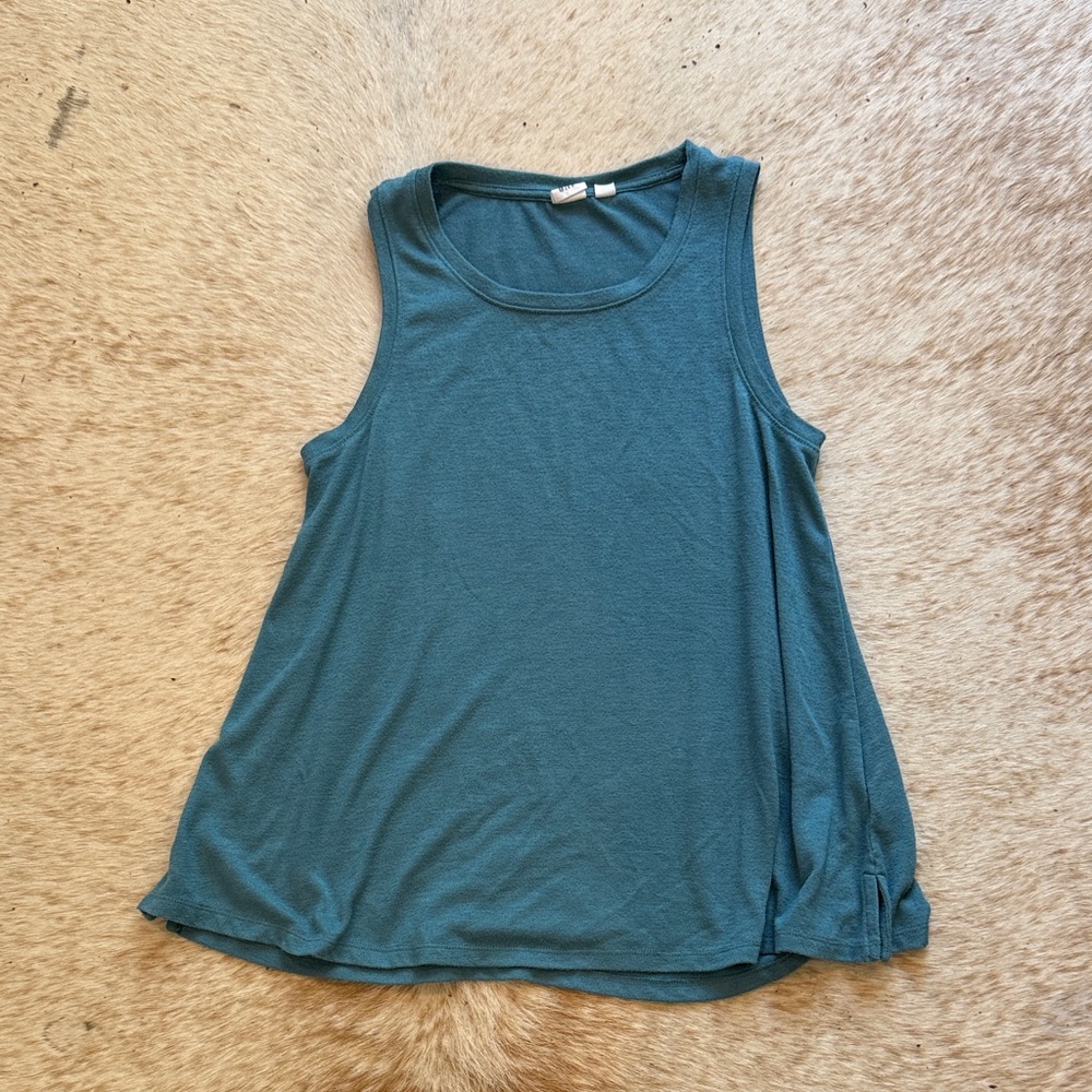 GAP Teal Swing Muscle Tank - Women's